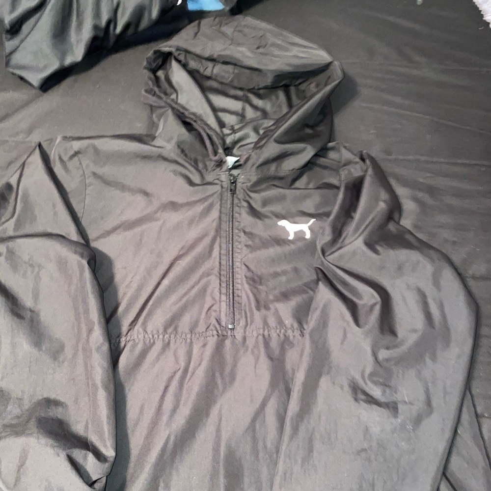 Black pink wind breaker